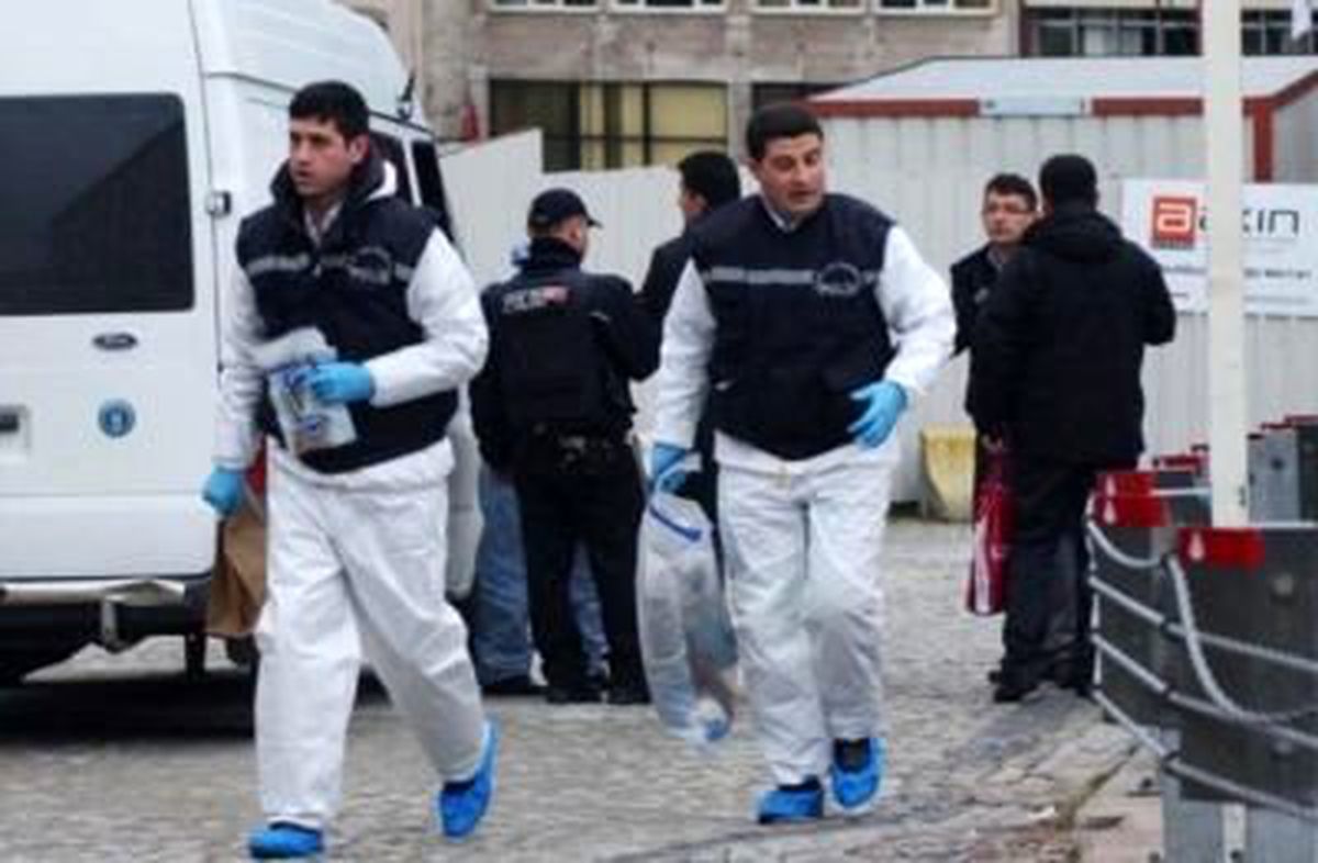 İstanbul Valiliği Duvarında Bomba Bulundu