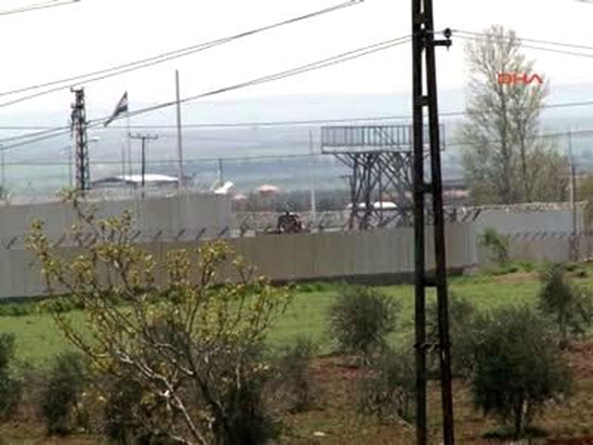 Kilis\'teki Konteyner Kente Ateş Açıldı