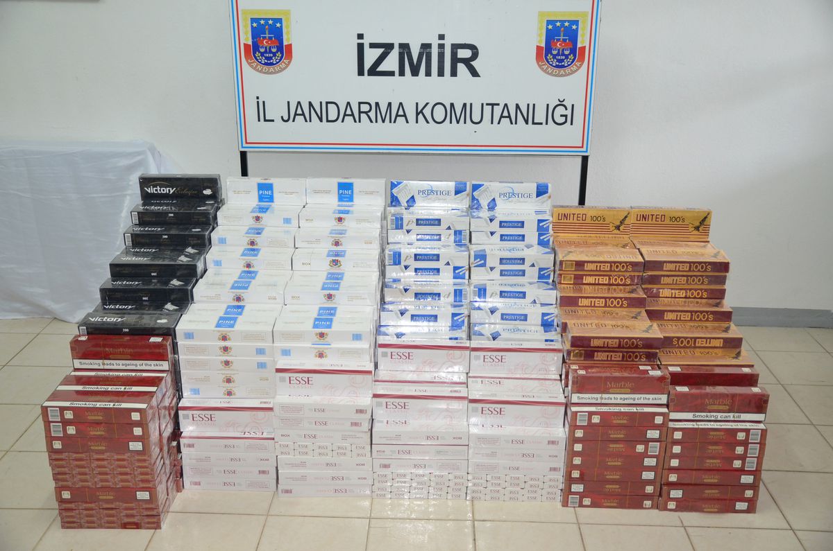 Manisa Turgutlu Karayolunda Kaçak Sigara Ele Geçirildi