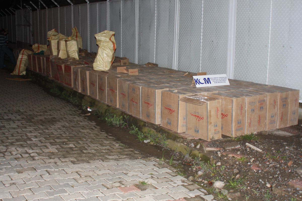 Ordu\'da Kaçak Sigara ve Esrar Operasyonu