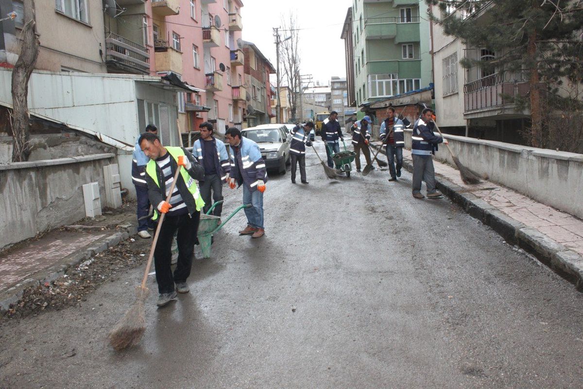 Palandöken Belediyesi\'nden Temizlik Seferberliği…