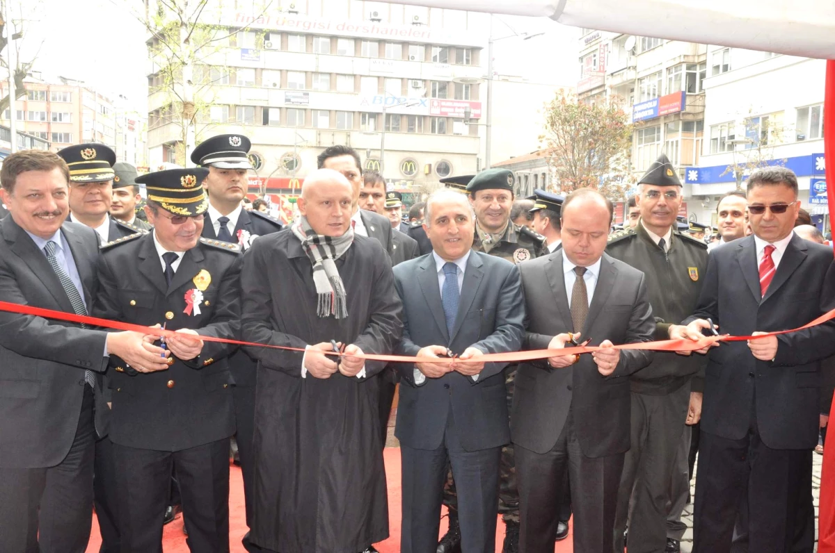 Polis Ekipmanları Polis Sergisi ile Tanıtıldı