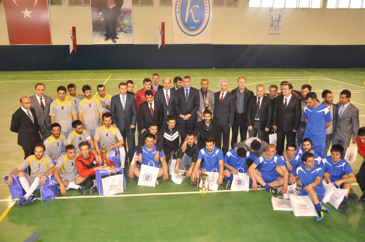 Polis Haftası Etkinlikleri Çerçevesinde Futbol Turnuvası Düzenlendi