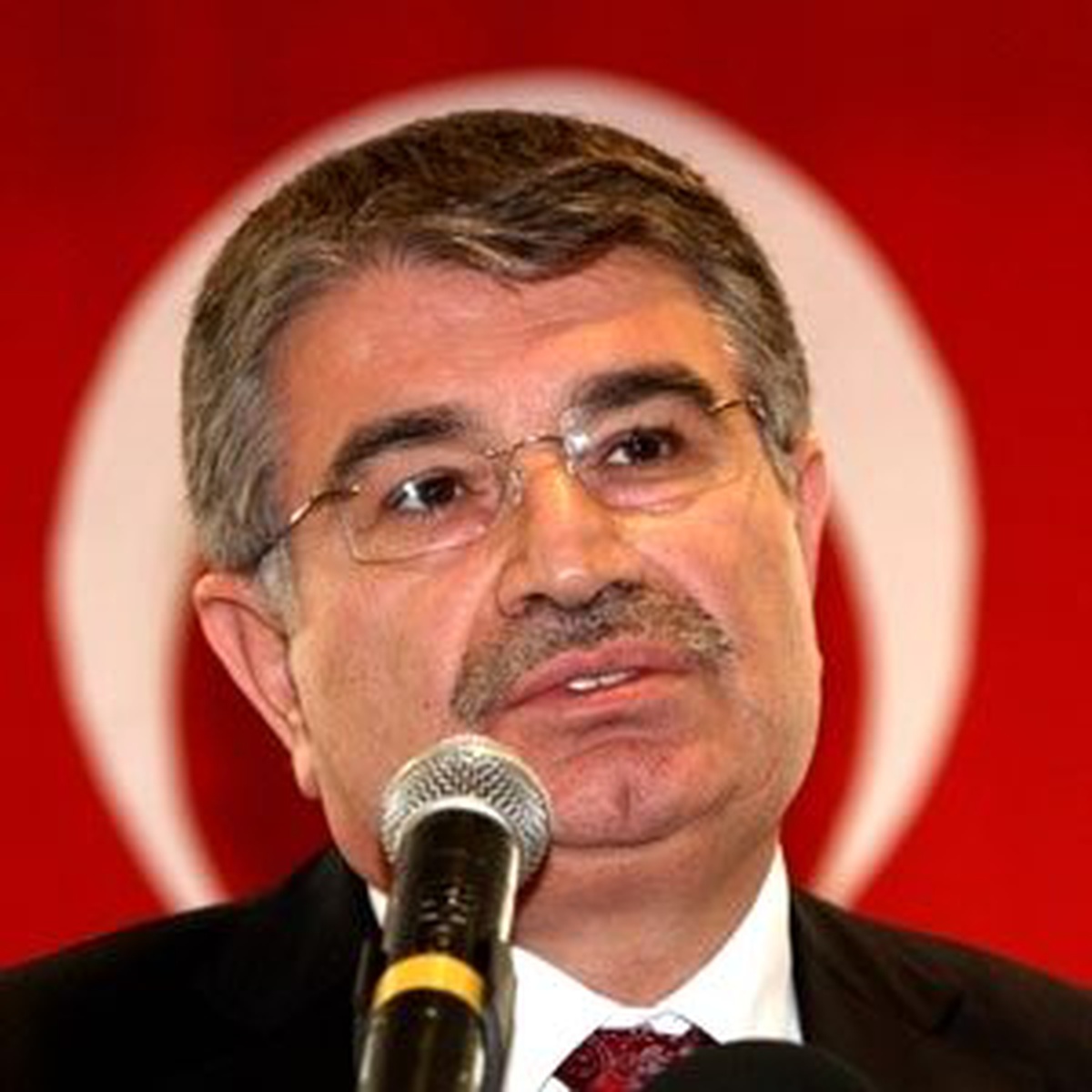 Şahin: "Türk Polis Teşkilatı ve Jandarması Birey Hak ve Özgürlüklerin Güvencesi"