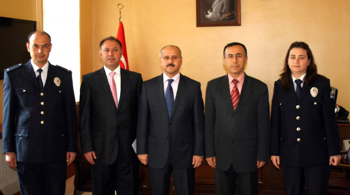 Salihli Emniyet Personeli, Kaymakam Peynircioğlu\'nu Ziyaret Etti