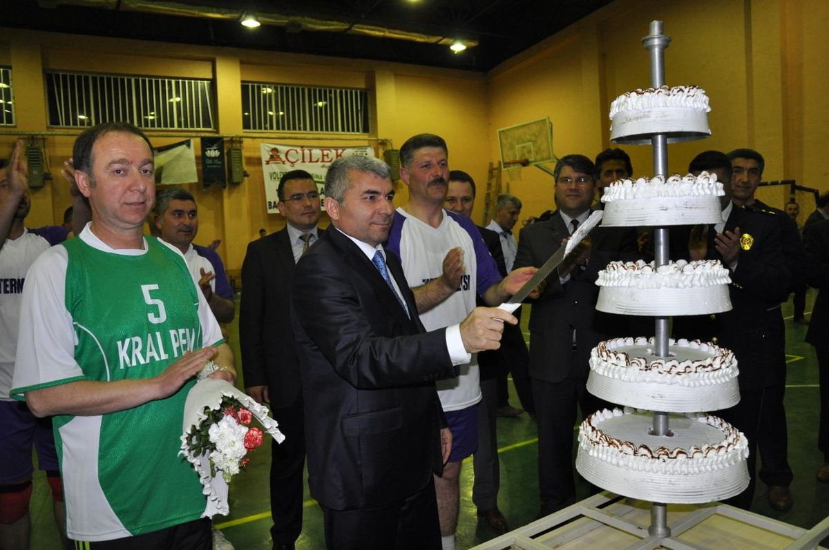 Şampiyon Yalıköy İlköğretim