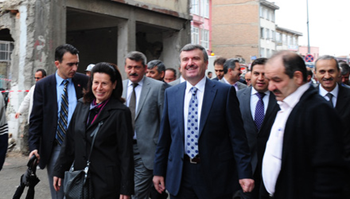 Tarihi Konya Çarşısı\'nda İlk Adım Atıldı
