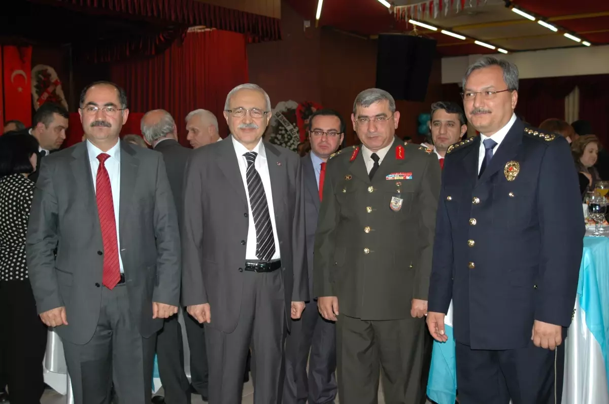 Tekirdağ\'da Polis Balosu Düzenlendi