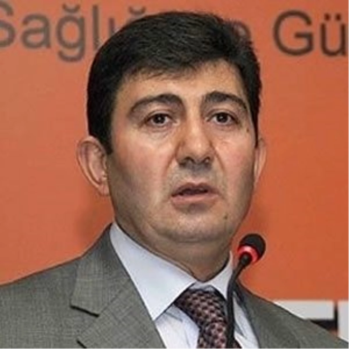 Tüik Başkanı Birol Aydemir, "Türkiye\'nin Reel Ortamından Ayrı Olarak Tüik\'in Çok İyi Olmasını...