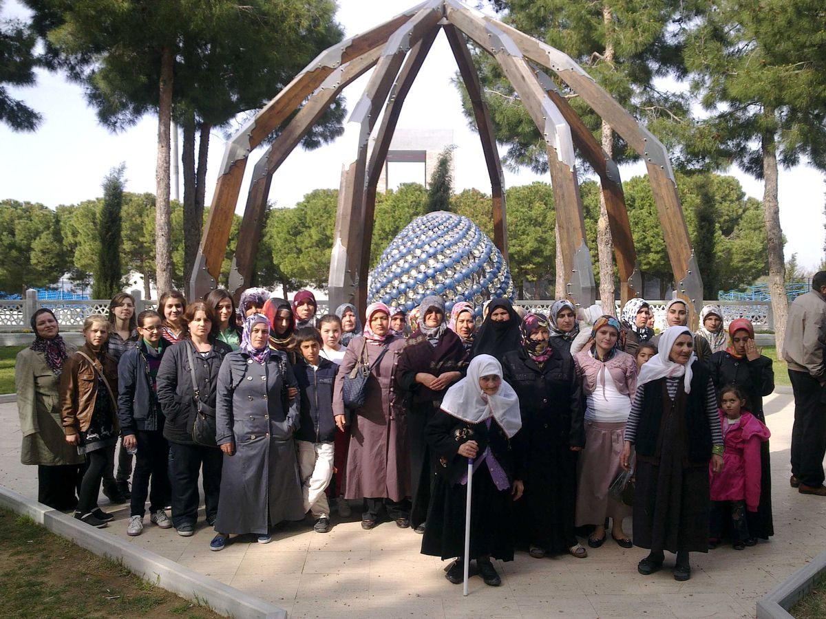 Veliköy'lü Hanımlardan Çanakkale Çıkarması