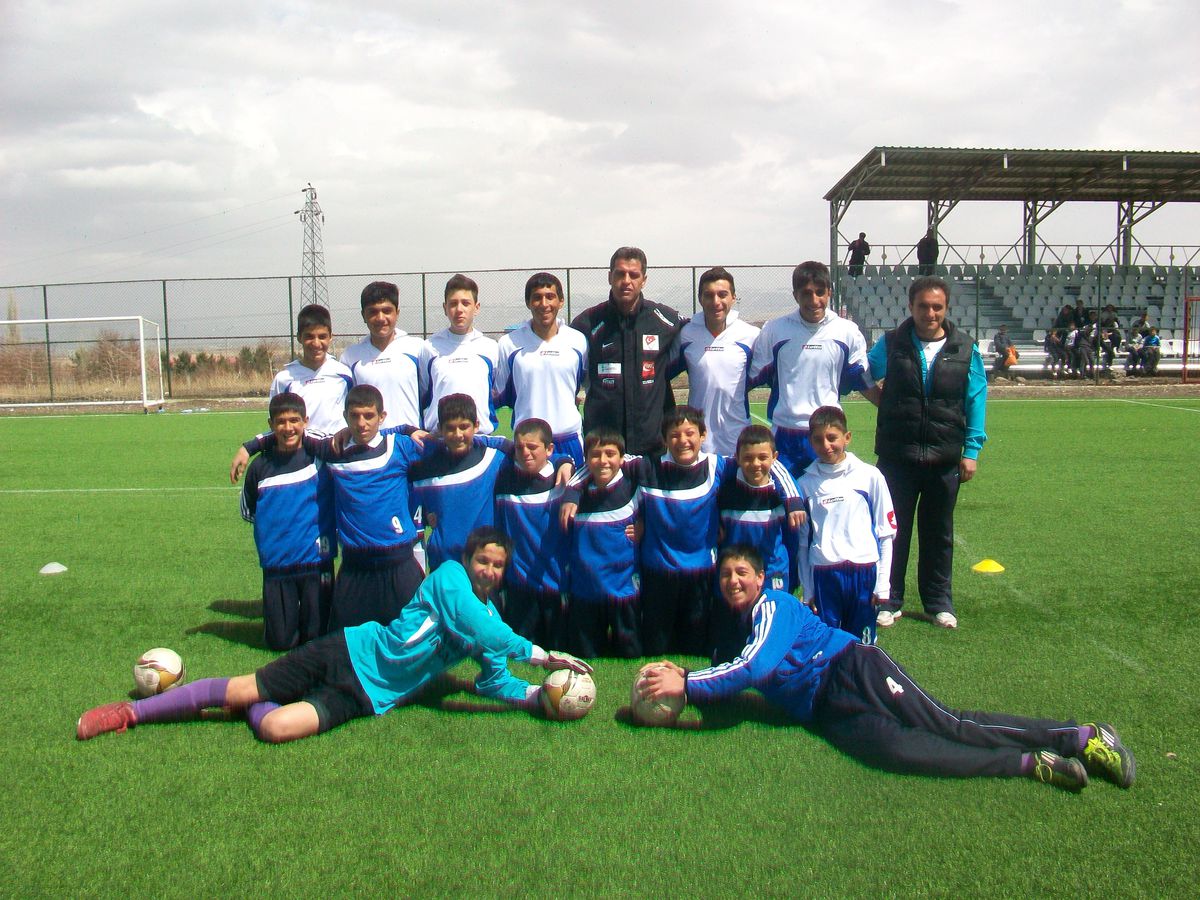 Yıldız Futbolcular Sahada Buluştu