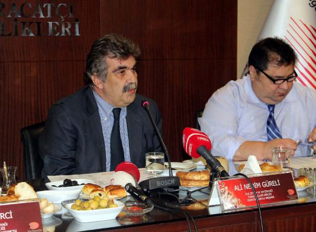 Zeytinyağcılar: Raf Verin, 6-7 Liraya Yağ Satalım