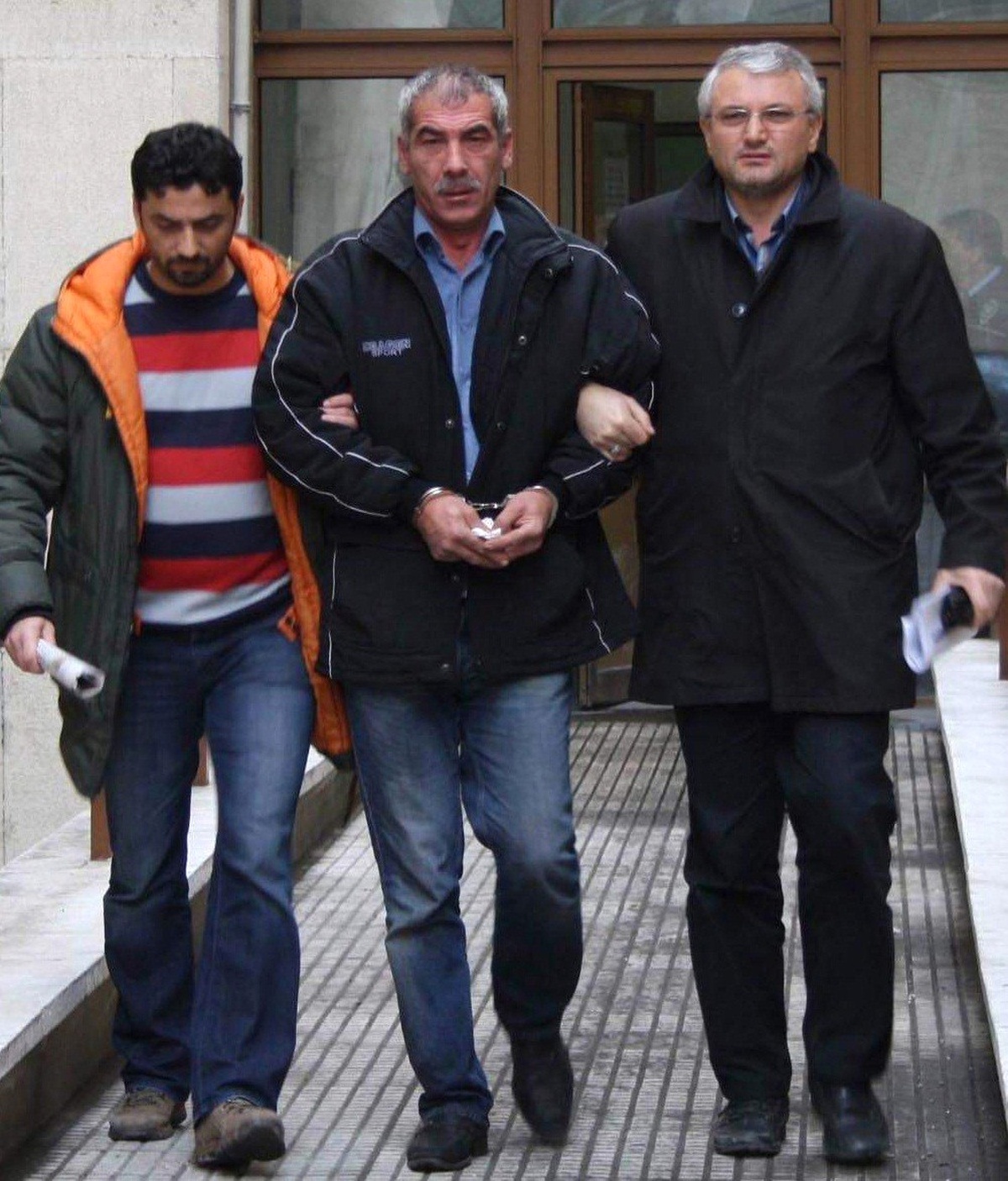 Adliye İçinde İşlenen Cinayetin Sanığına 15 Yıl Hapis