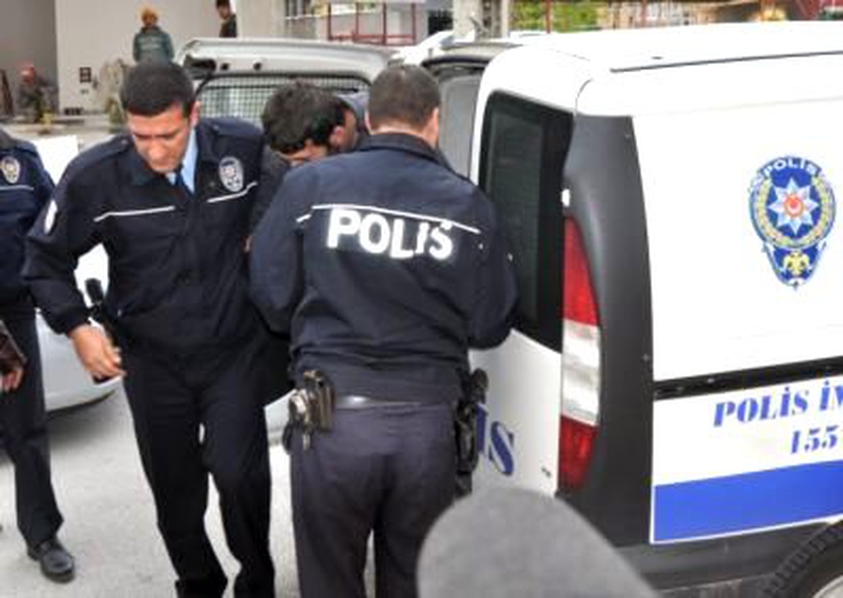 Alanya'da Üniversite Öğrencileri Kavga Etti: 5 Yaralı