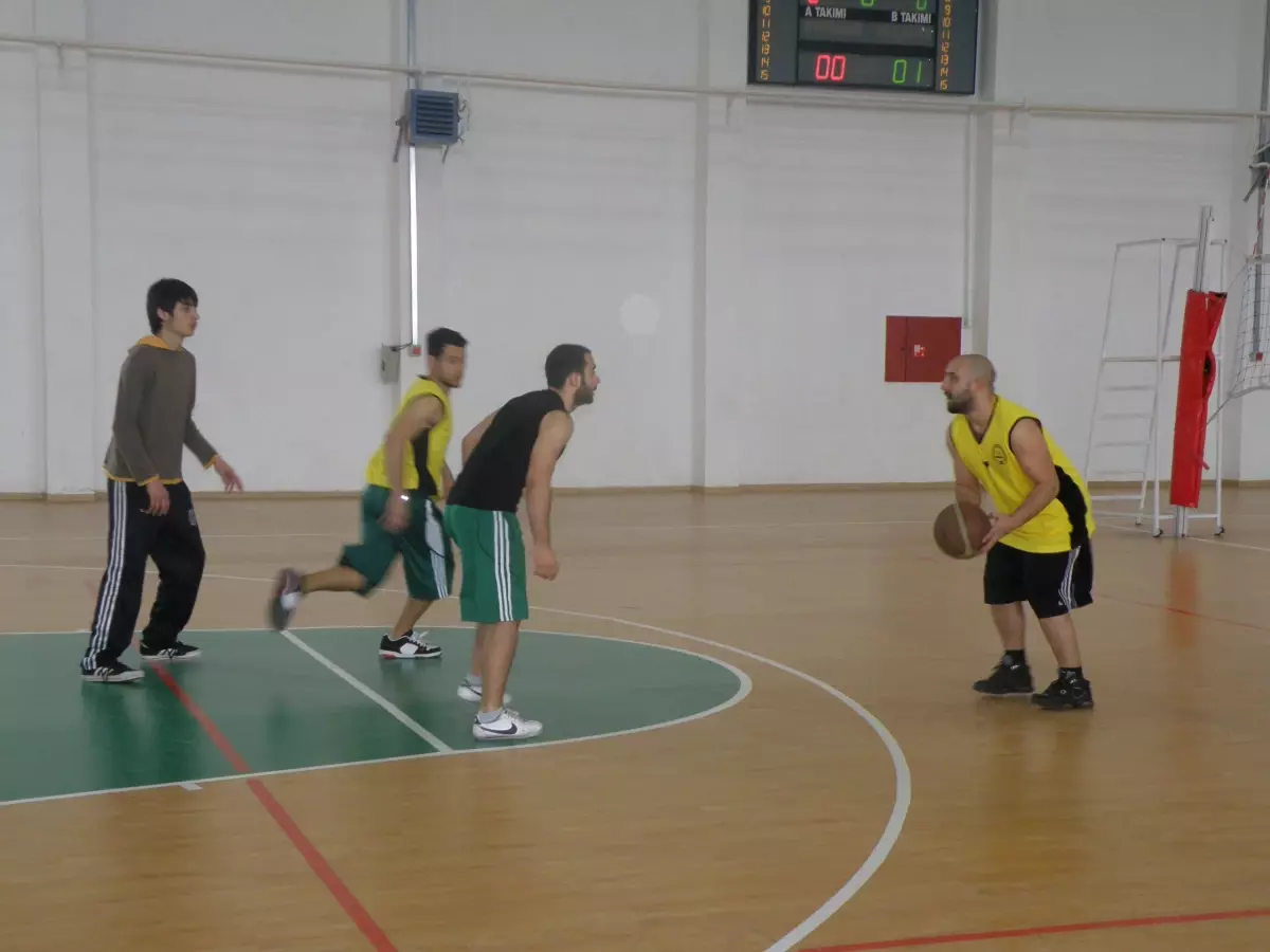 Alaplı Myo'dan Streetball Turnuvası