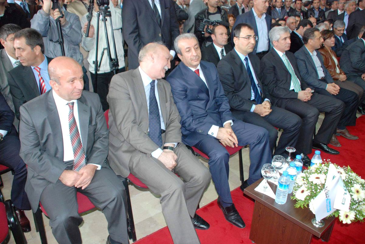 Bakan Eker Diyarbakır\'da