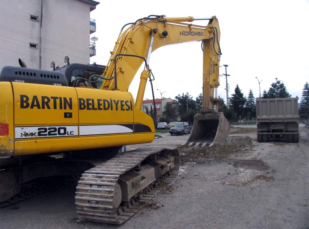 Bartın Belediyesi İmar Yolu Çalışmalarına Başladı