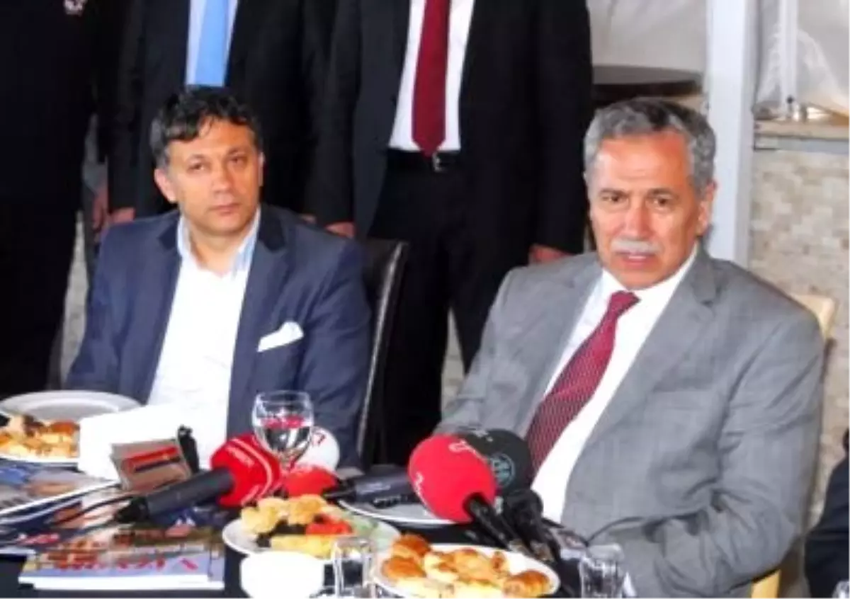 Başbakan Yardımcısı Arınç: "Demokratik Uyanış Başladı"