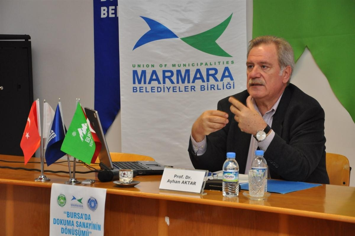 Bursa\'da Dokuma Sanayii Tartışıldı