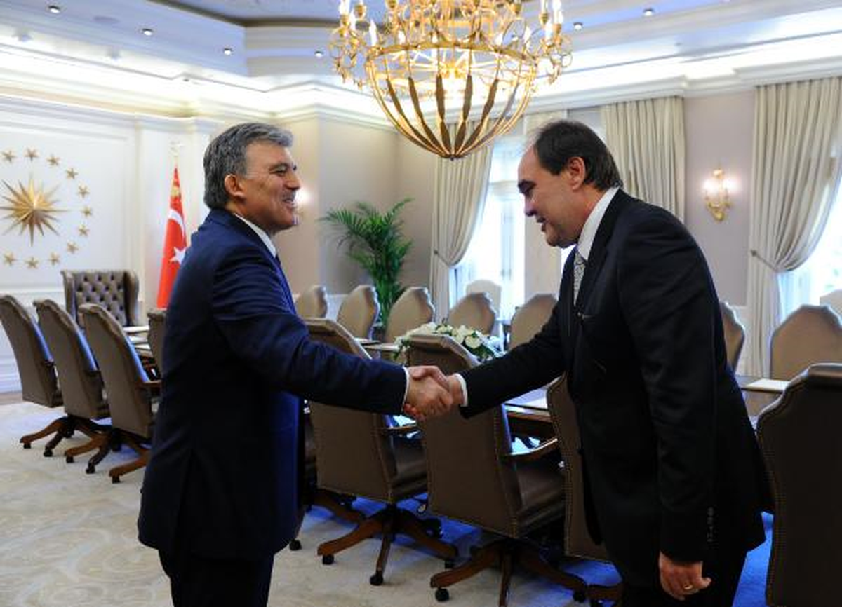 Cumhurbaşkanı Gül, Tff Başkanı Demirören ile Görüştü