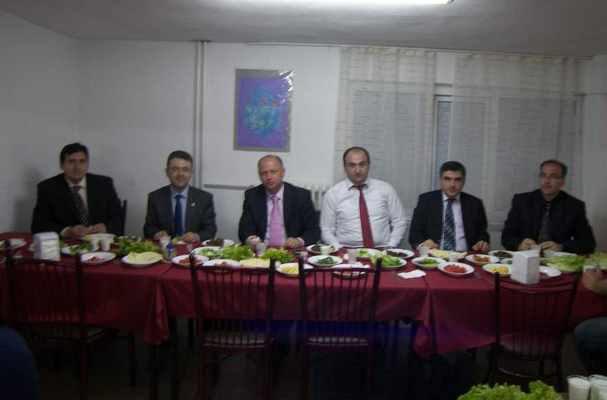 Gediz Meslek Yüksekokulu'nda Çiğ Köfte Partisi