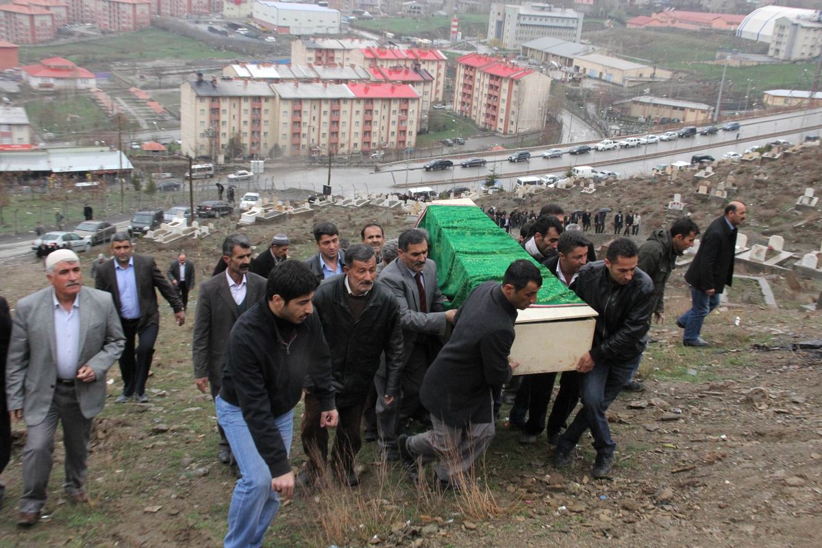 Hakkari Basın ve Halkla İlişkiler Müdürü Armağan\'ın Acı Günü