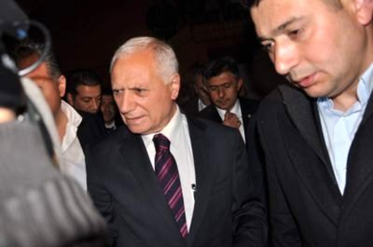 MHP'li Yeniçeri'den Haberal'a 'Yemin Et' Önerisi
