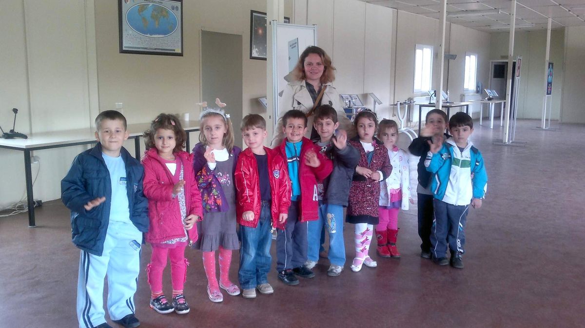 Öğrenciler, Bilime Koşuyor
