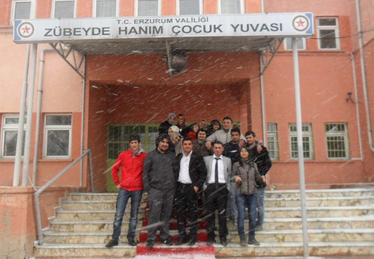 Pmyo Öğrencilerinden Zübeyde Hanım Çocuk Yuvasına Ziyaret