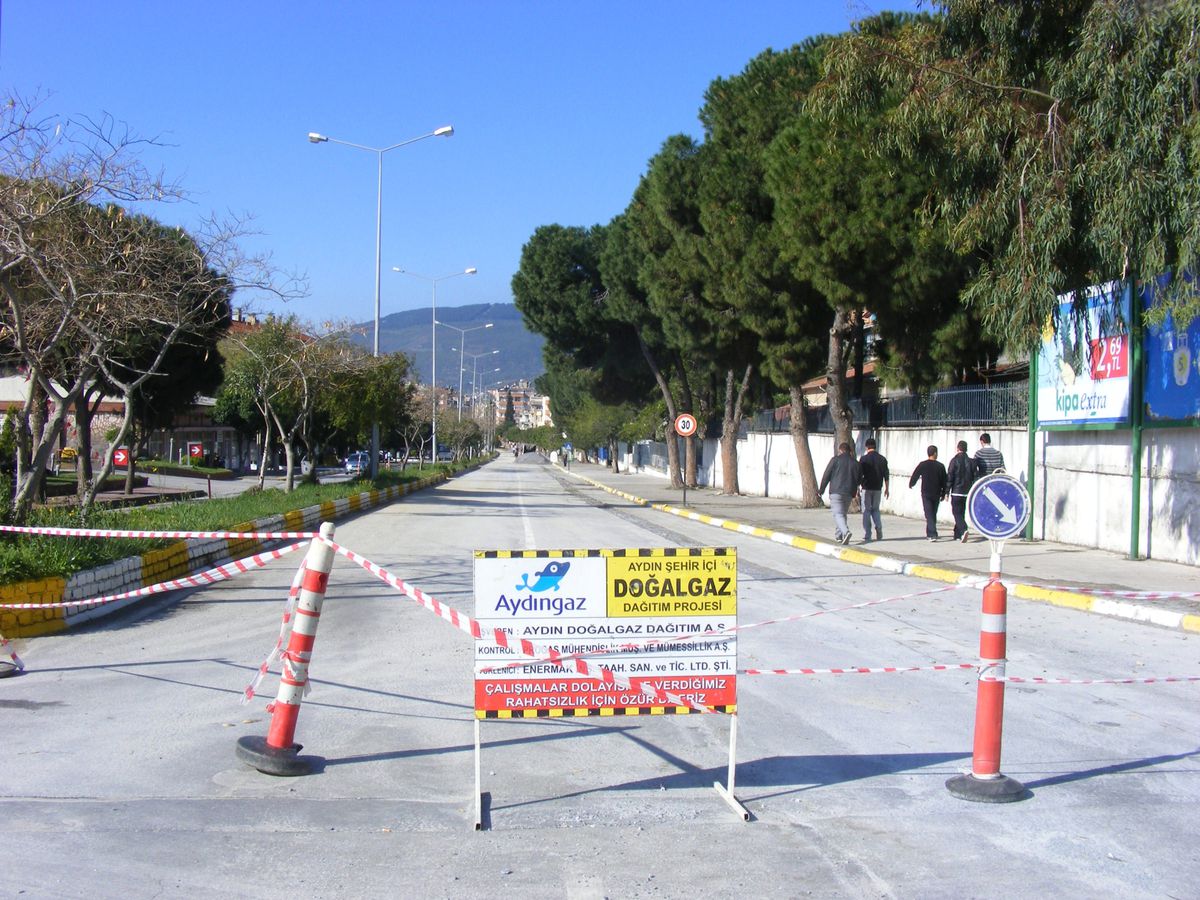 Söke'de Doğalgaz Ana Hattı Döşeme Çalışmaları Başladı