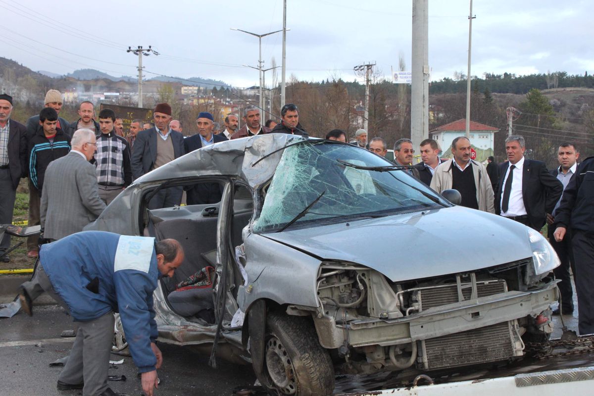 Tosya\'da Trafik Kazası: 3 Ölü