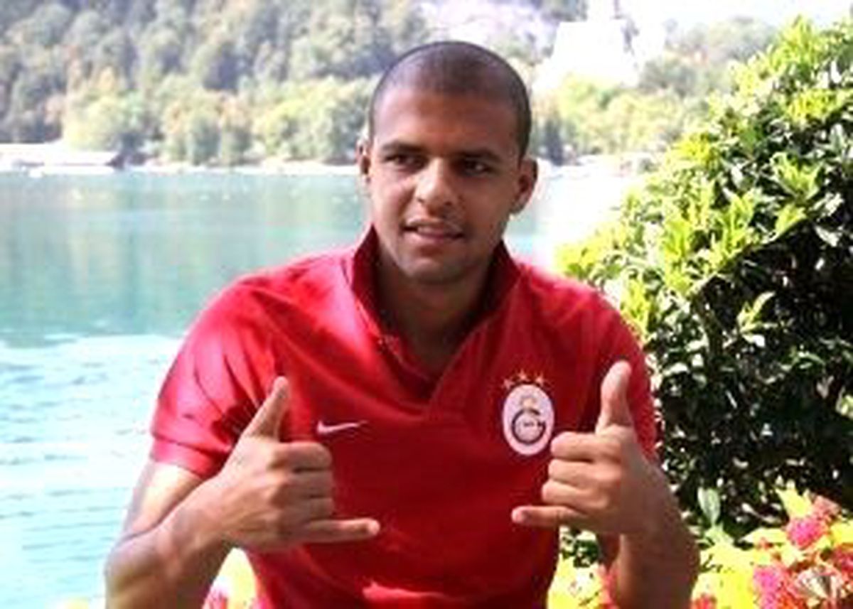 Melo Açıklamalarda Bulunuyor
