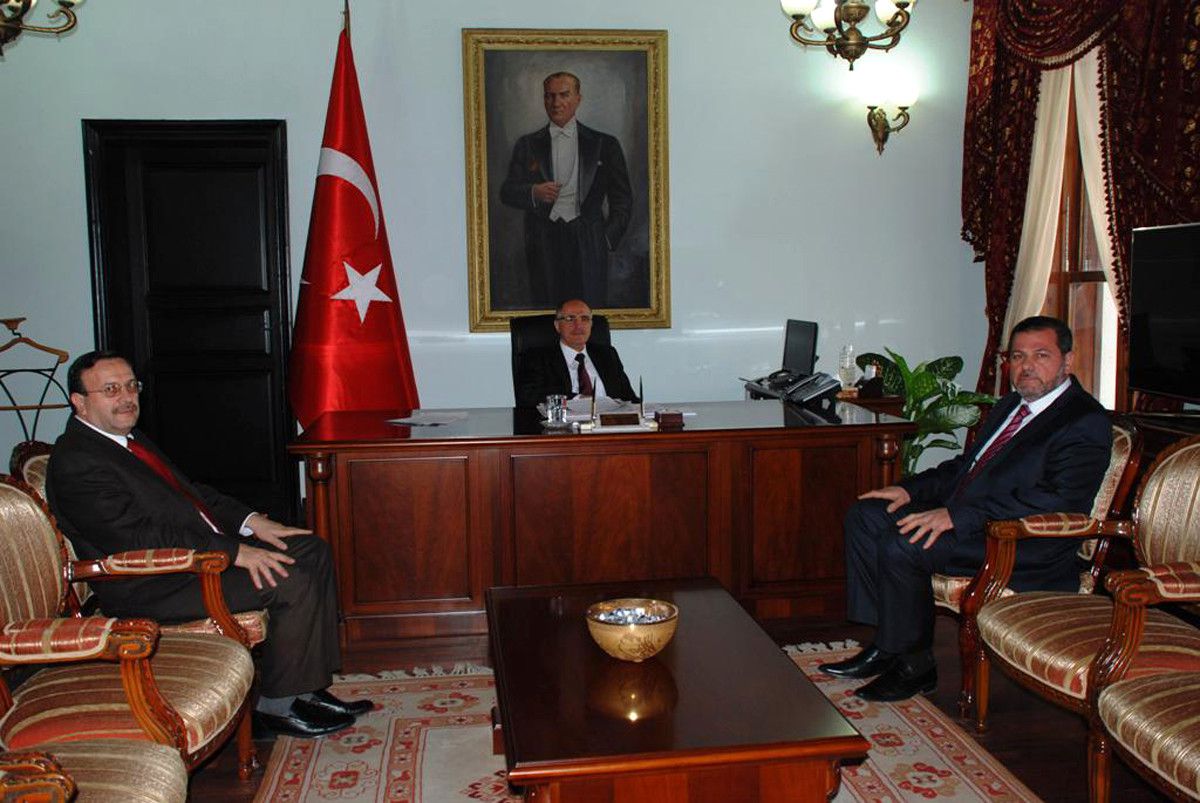 Yeni Müftü Vali'yi Ziyaret Etti