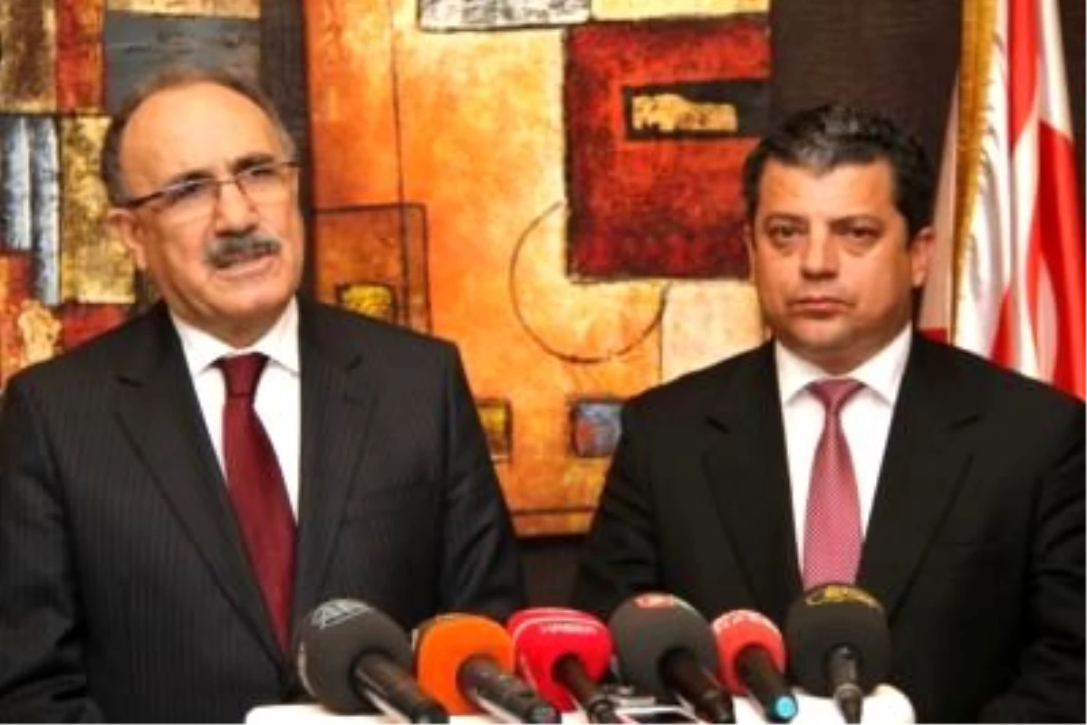 Başbakan Yardımcısı Atalay, KKTC Milli Eğitim Bakanı Dürüst ile Görüştü