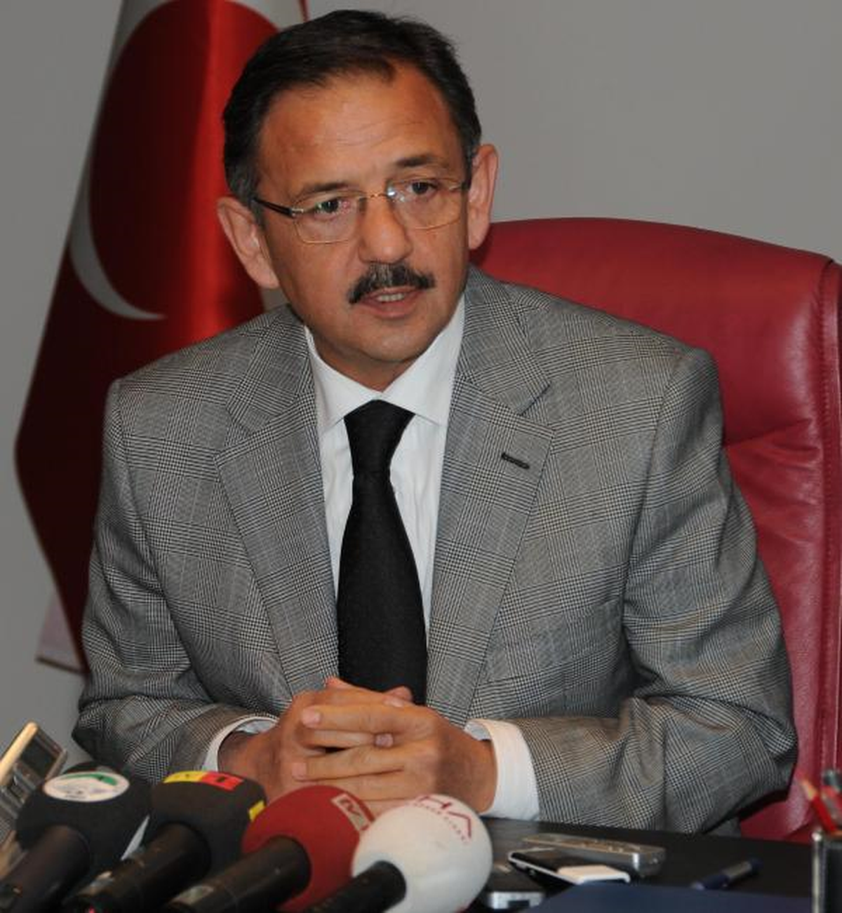 Cumhurbaşkanı Gül\'ün Ödül ve Armağanları Mezun Olduğu Okulda Sergilenecek