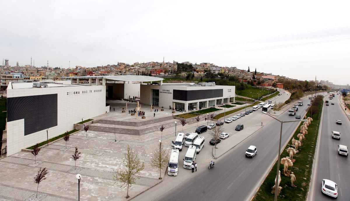 Dünyanın En Büyük Mozaik Müzesi Yanındaki Otel Arsası Sahibini Arıyor