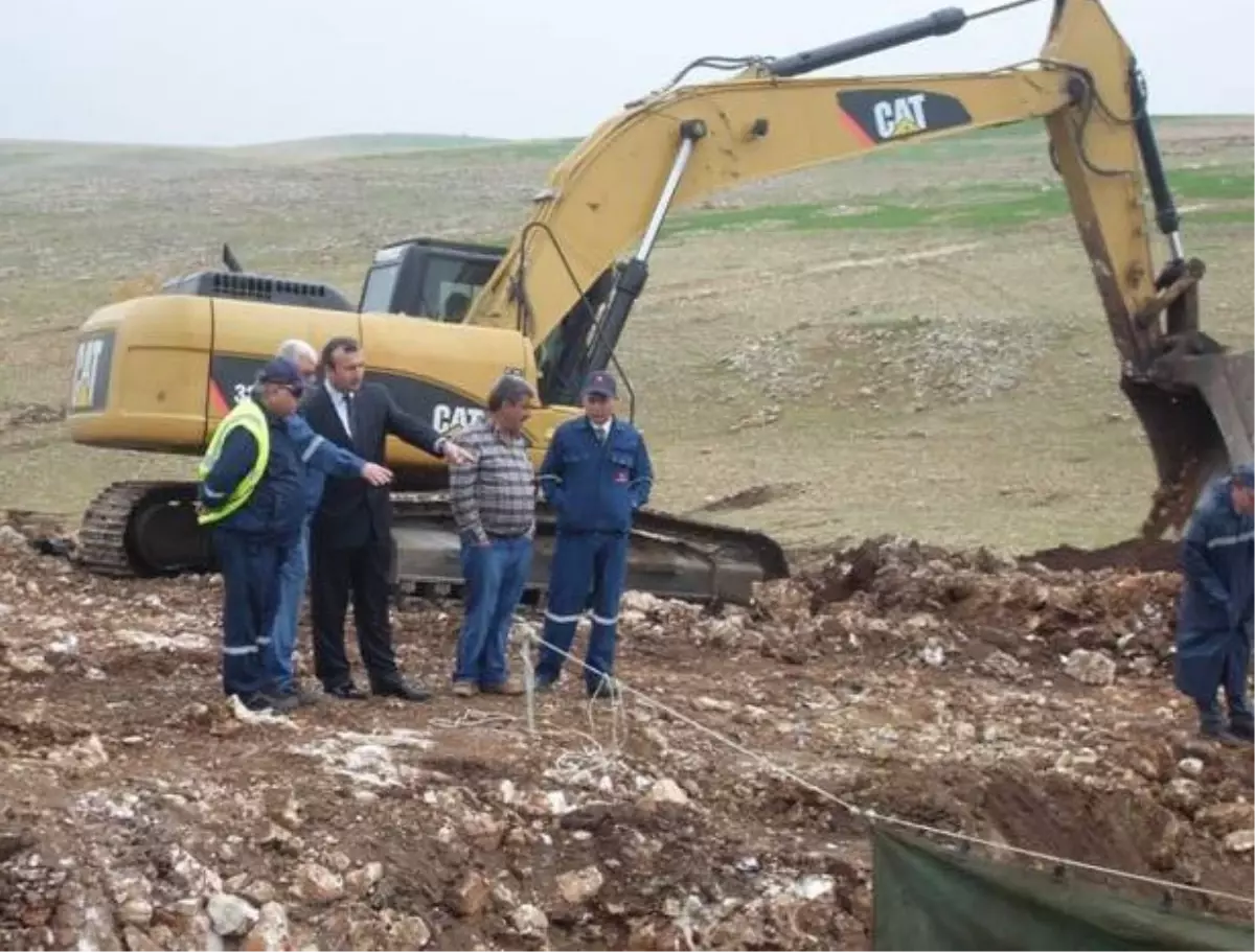 İdil\'de Sabote Edilen Petrol Boru Hattında Onarım Çalışmaları Devam Ediyor