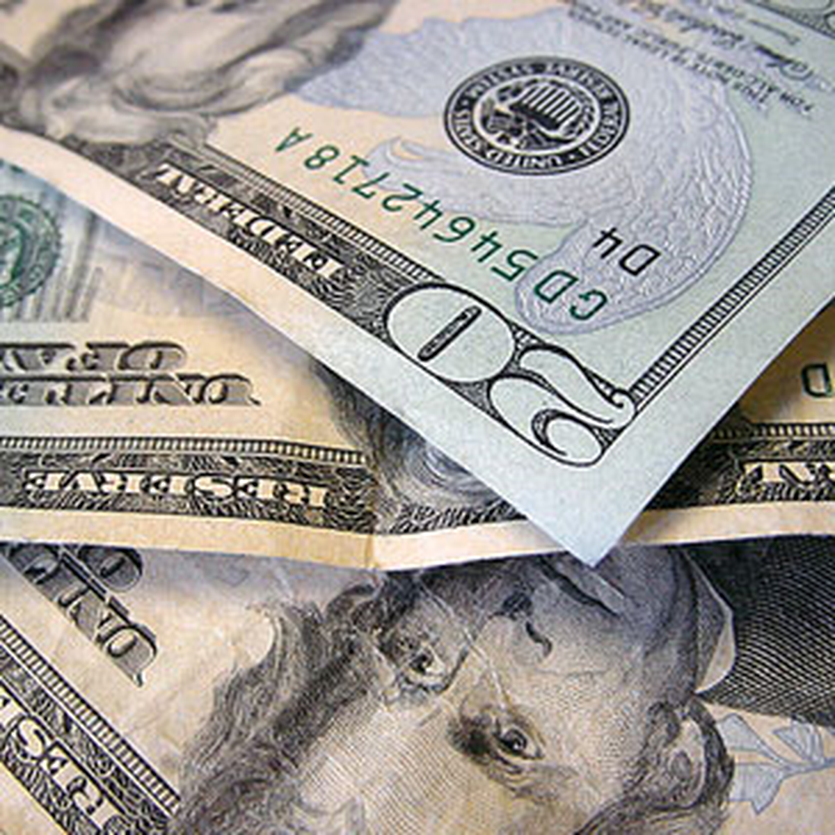 Mart Ayında En Çok Dolar Kazandırdı