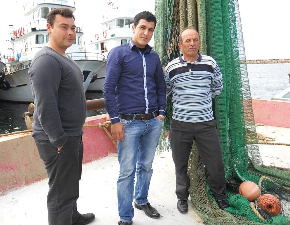 Yunan Sahil Güvenlik Botları Türk Balıkçıları Taciz Etti