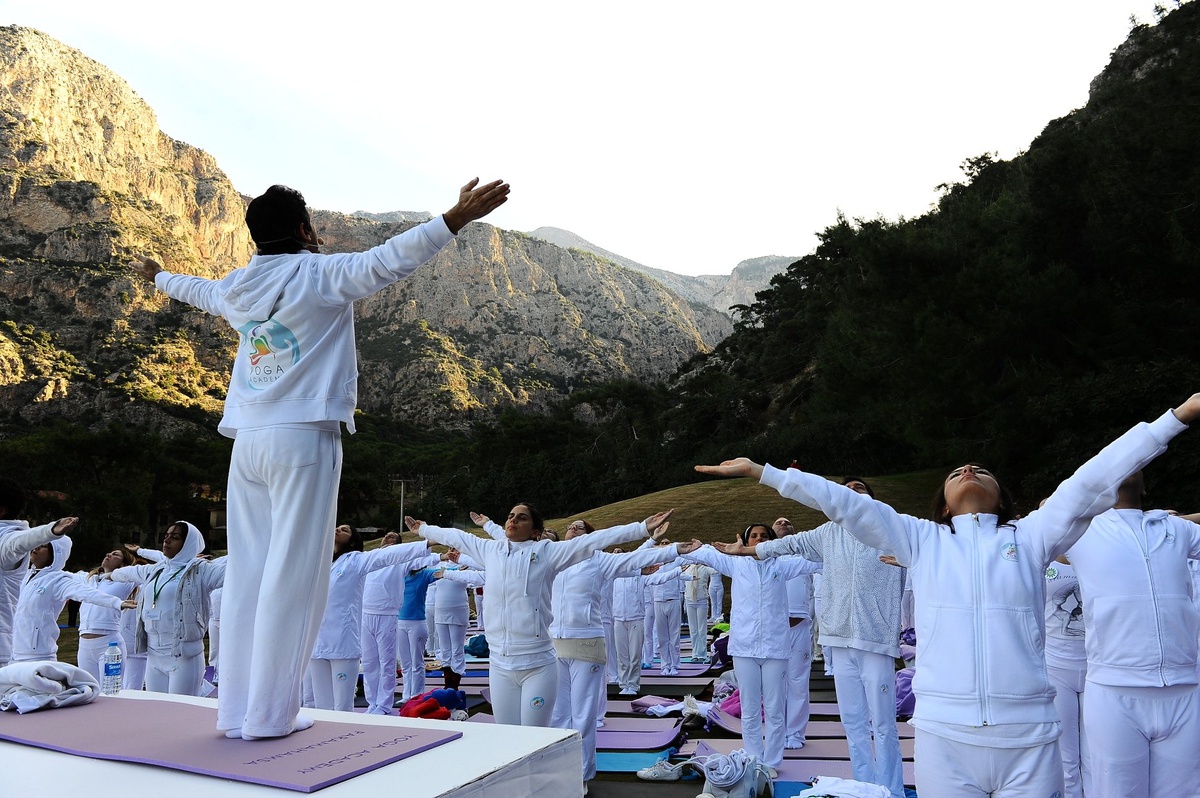 23 Nisan\'da Yoga Kampıyla Neşe Doluyor İnsan!