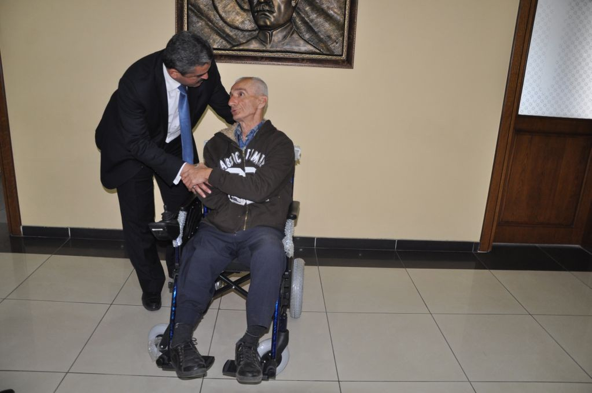 Başkan Alıcık, Engellileri Sevindirmeye Devam Ediyor