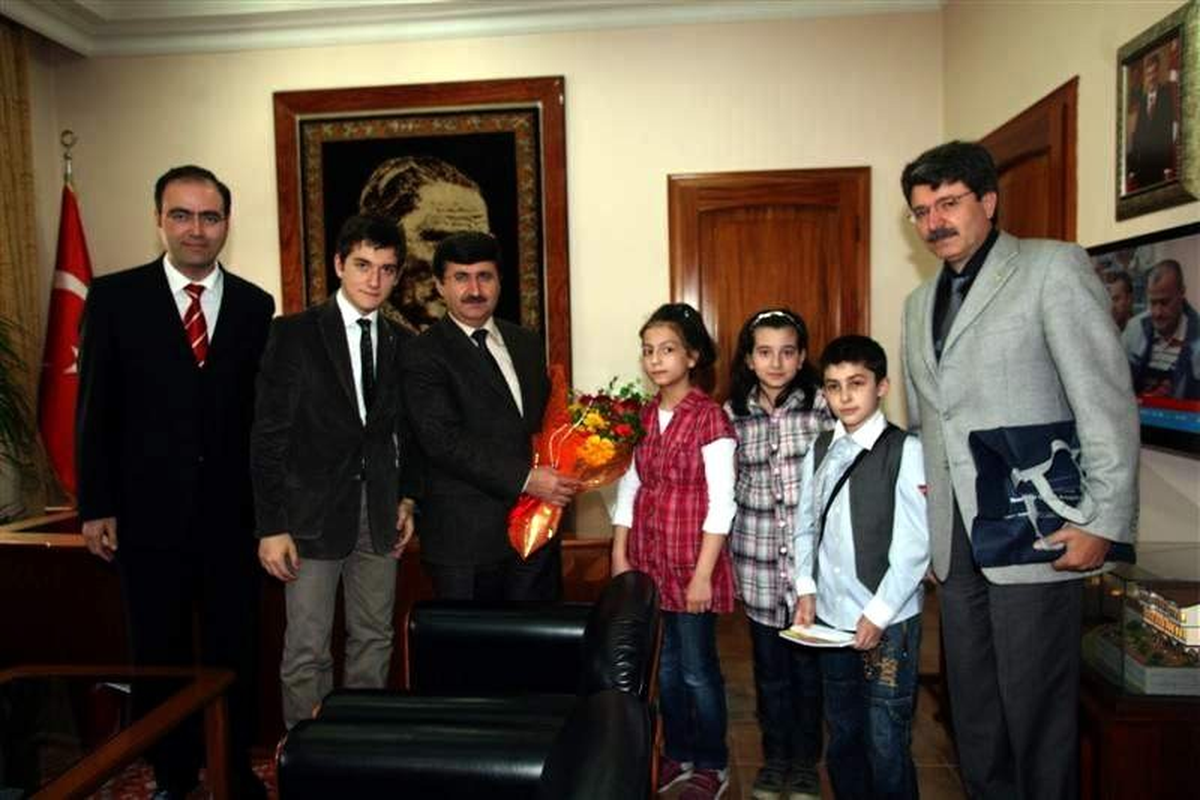 Bilsem Öğrencilerinden Vali Öz\'e Ziyaret