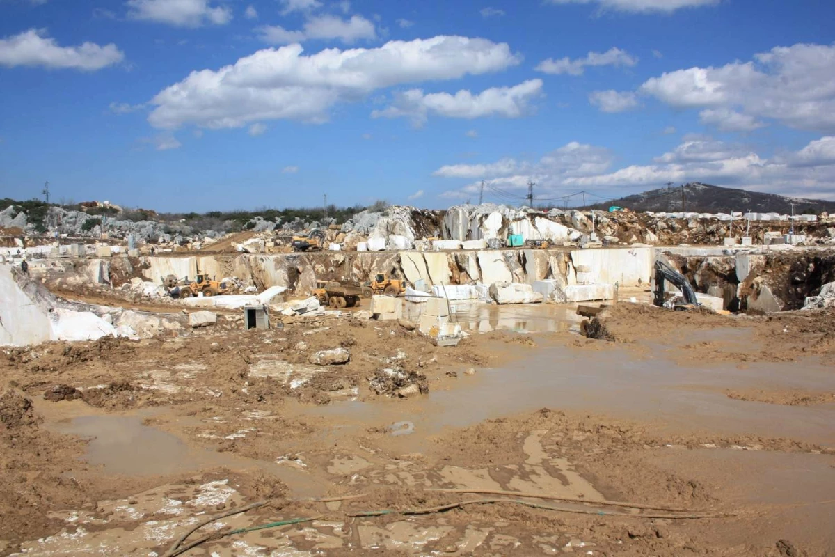 Bursa Özel İdaresi, Kirlenen Su Yüzünden Muhtar ve Azaların İstifa Ettiği Köye El Attı