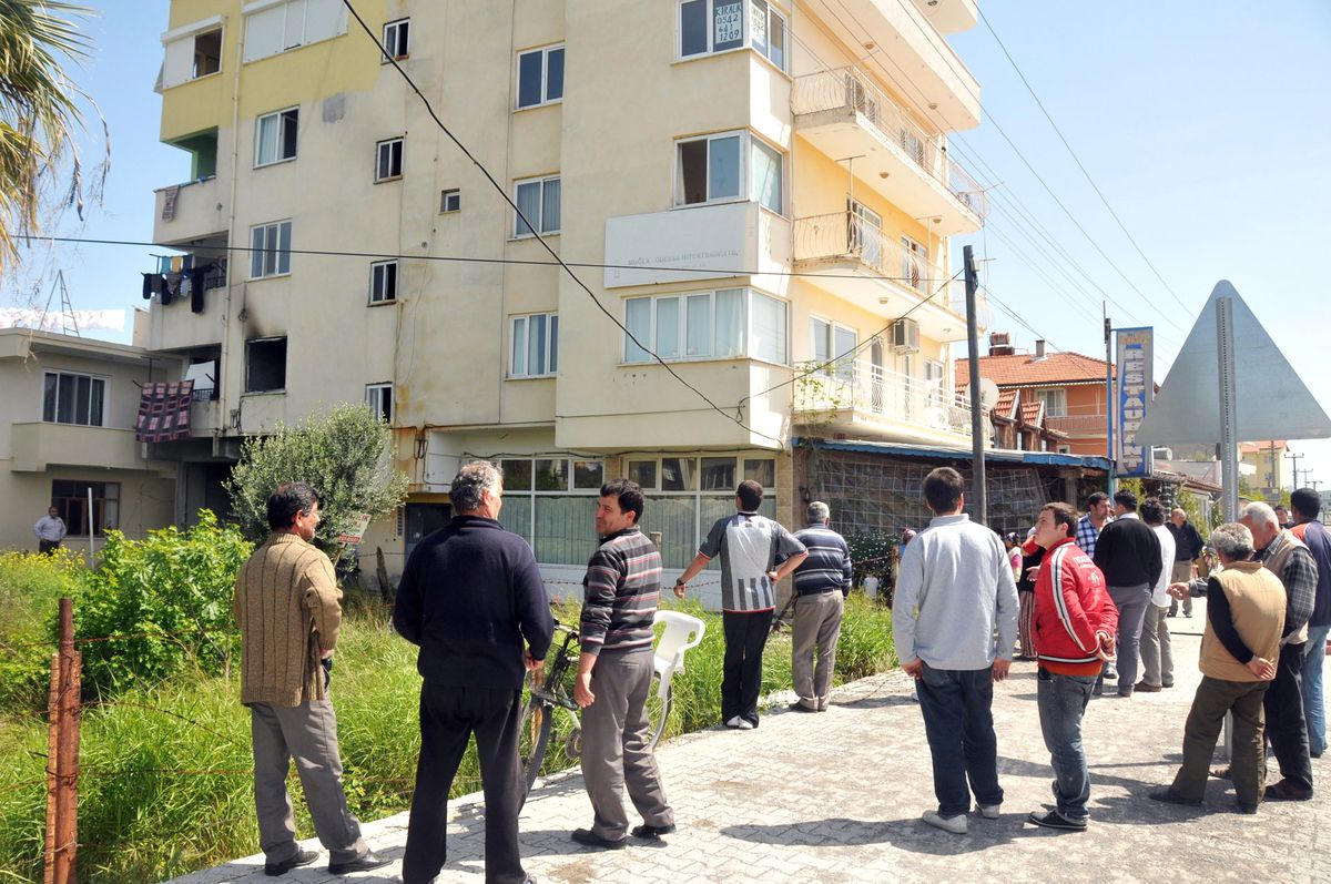 Dalaman\'da Ev Yangını Korkuttu