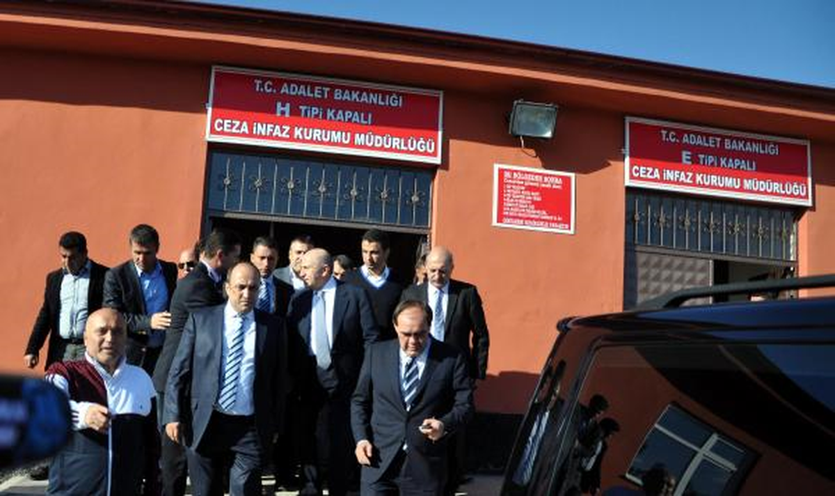 Demirören ve Özdemir\'den Cezaevindeki İbrahim Kızıl\'a Ziyaret