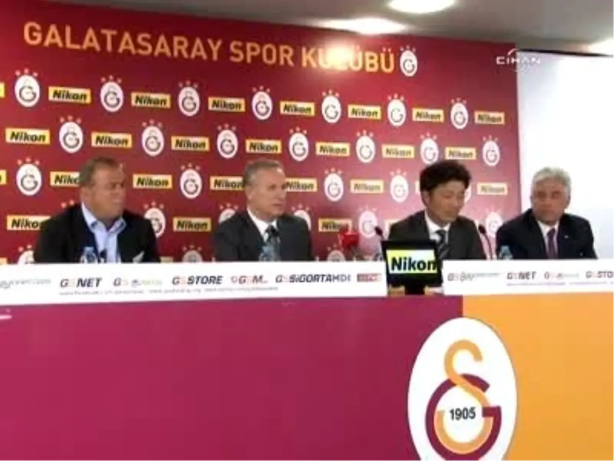 Galatasaray ile Nıkon Arasında Sponsorluk Anlaşması İmzalandı