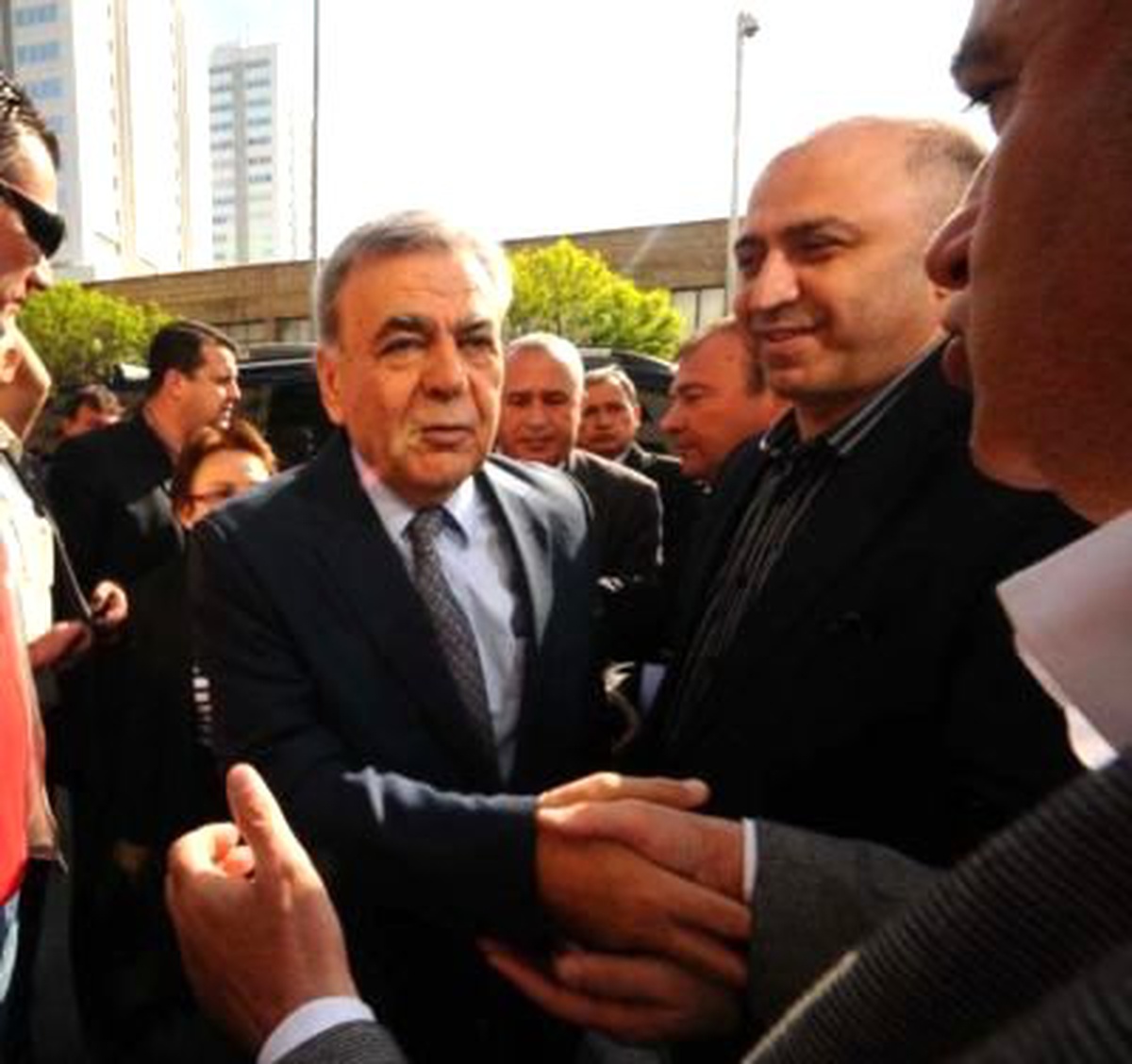 İzmir Büyükşehir Belediyesi\'ndeki Yolsuzluk İddiası Davası