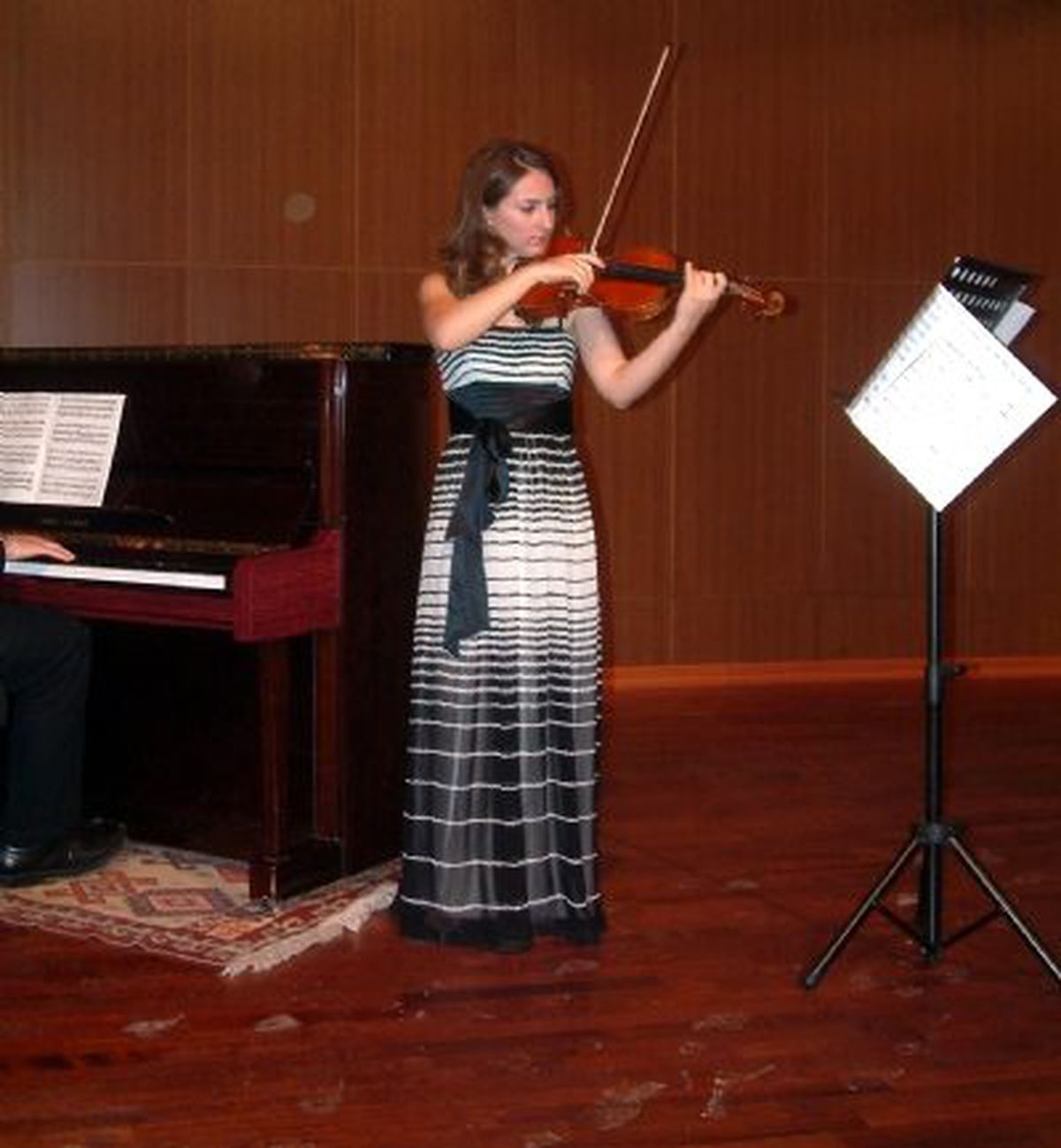 "Kemanın Genç Divası" Türkiye\'ye Geliyor