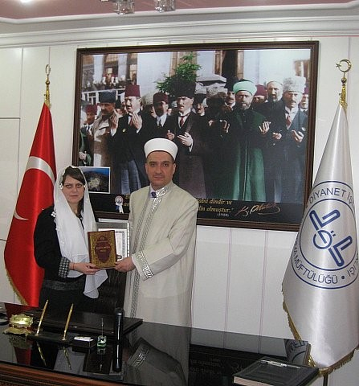 Müslüman Olan Chelıdze "Nilüfer" İsmini Aldı