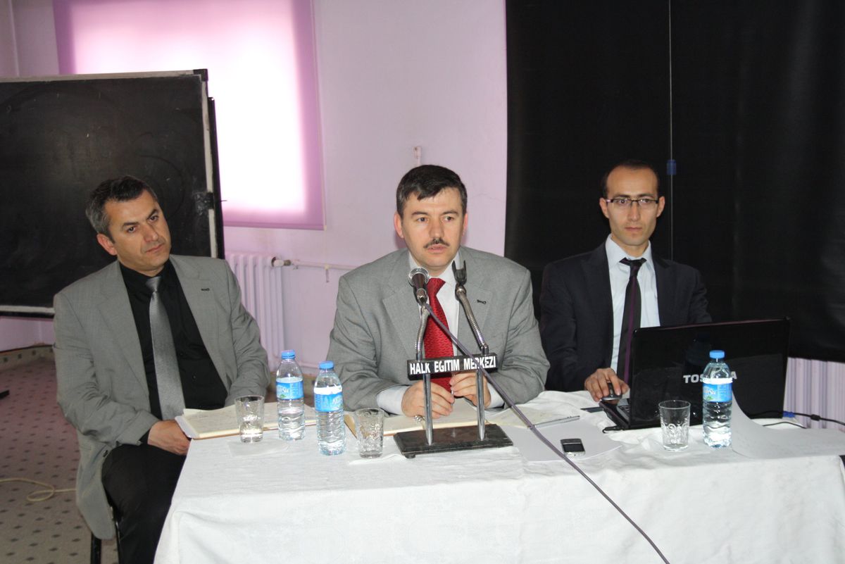 Sbs\'de Başarıya Adım Adım Projesi Toplantısı Devam Ediyor
